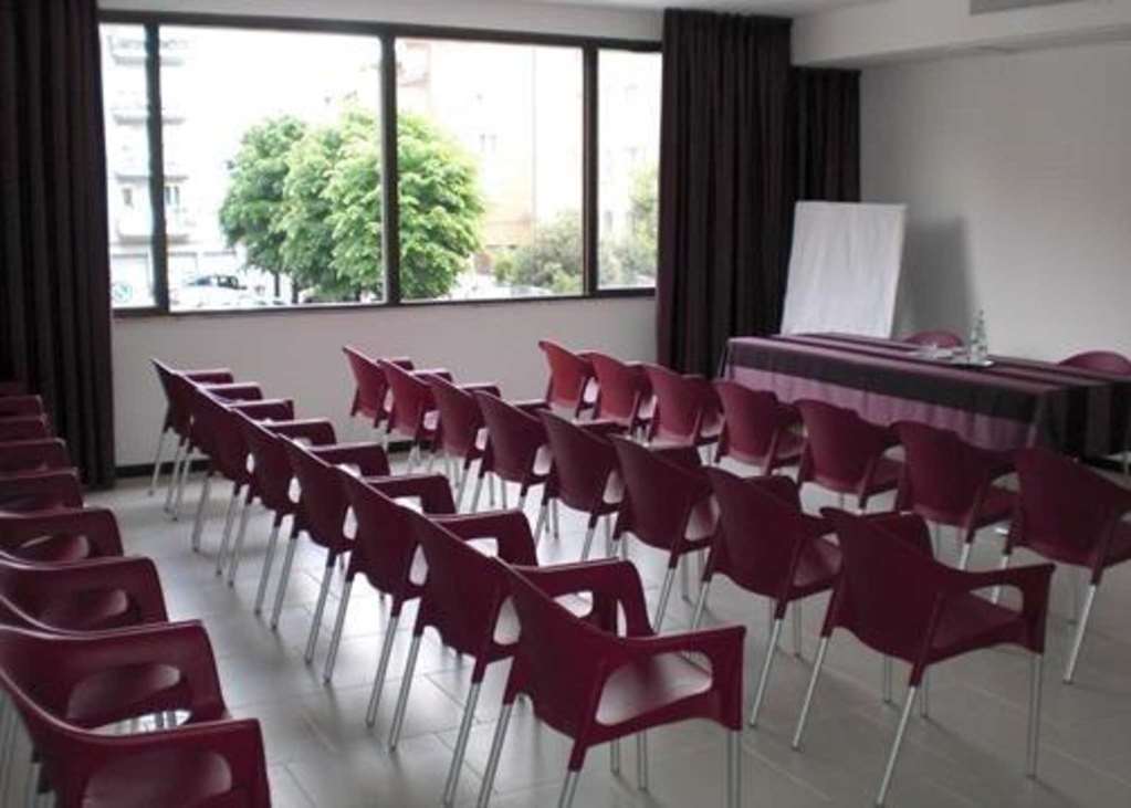 Hotel Delfino Venezia Mestre Kemudahan gambar